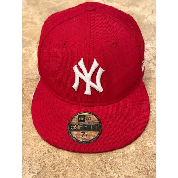 New Era Other - New Era 59Fifty New York Yankees Red Fitted Cap 7 1/2